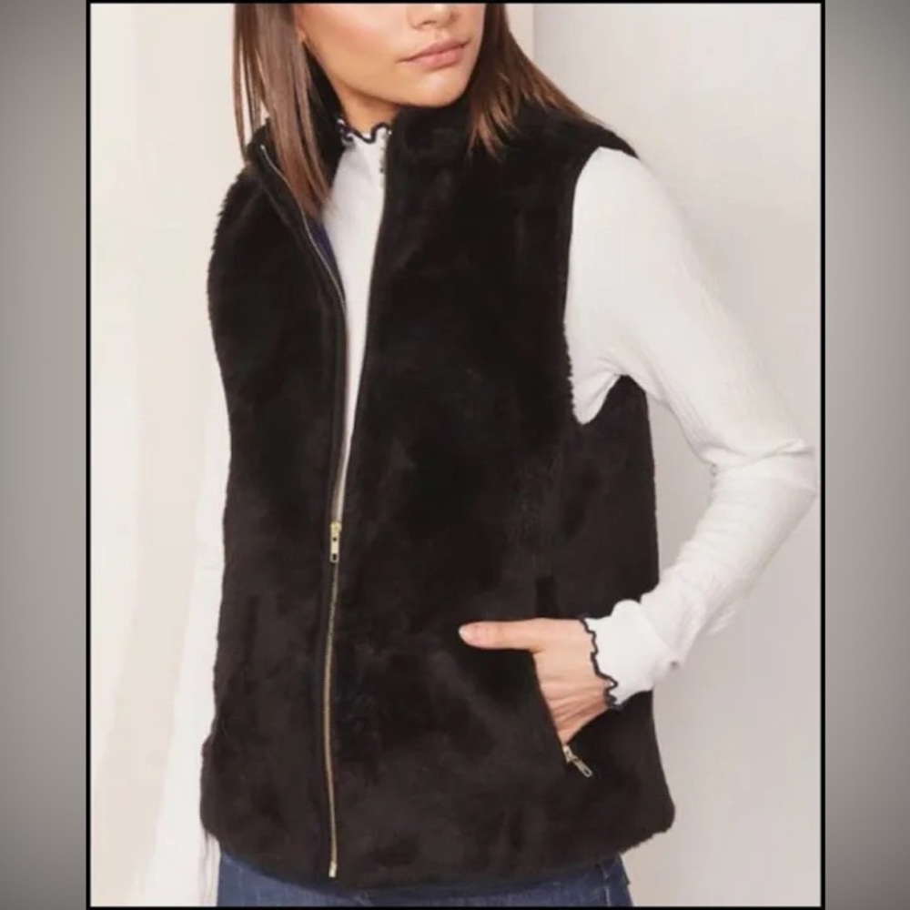 J CREW Plush fleece excursion vest in black